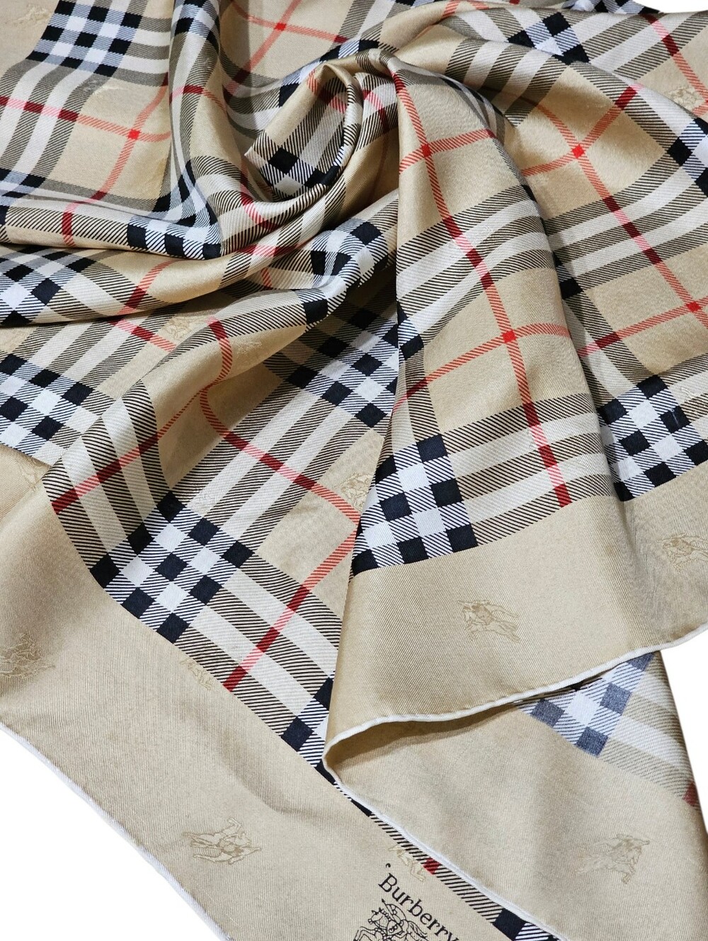 BURBERRY SCARF - Picture 4 of 15